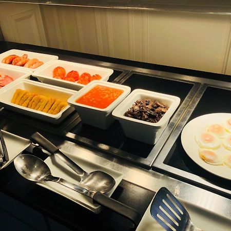 Yorkshire Gateway Hotel South Milford Екстер'єр фото